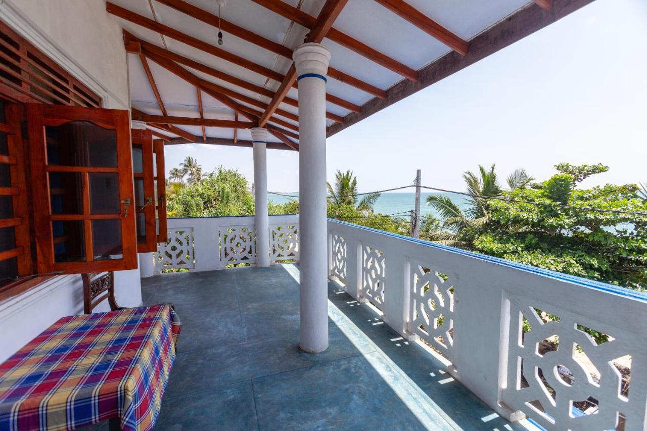 Bluewhale Beach Hotel Tangalle Zewnętrze zdjęcie